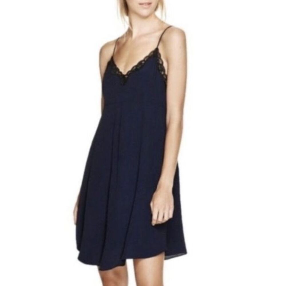Wilfred Aritzia Black Lace Sweetheart Neckline Sleeveless Mini Slip Dress Size S